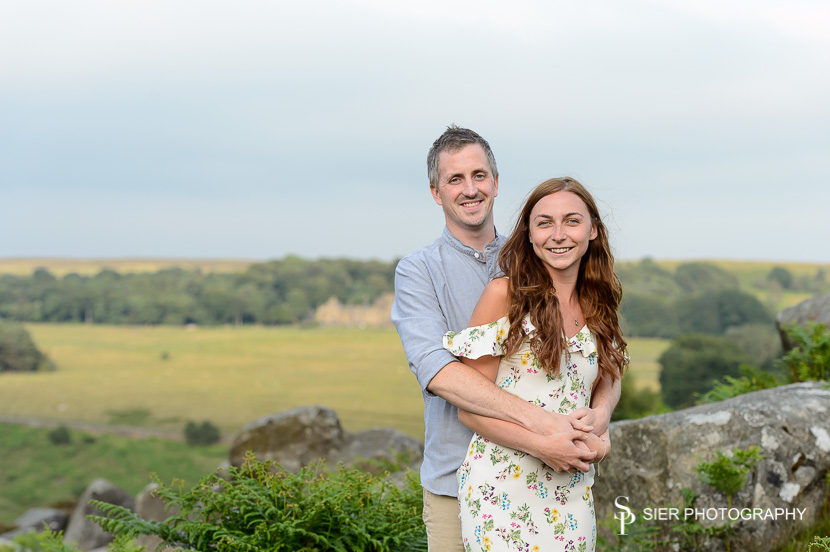 Engagement photography at the Surprise View in Derbyshire